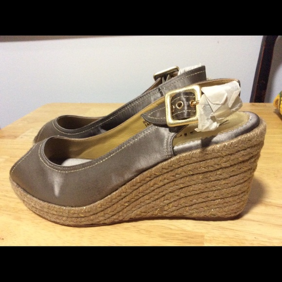 ZiGiny wedge open toe sandal nwot - Picture 2 of 5